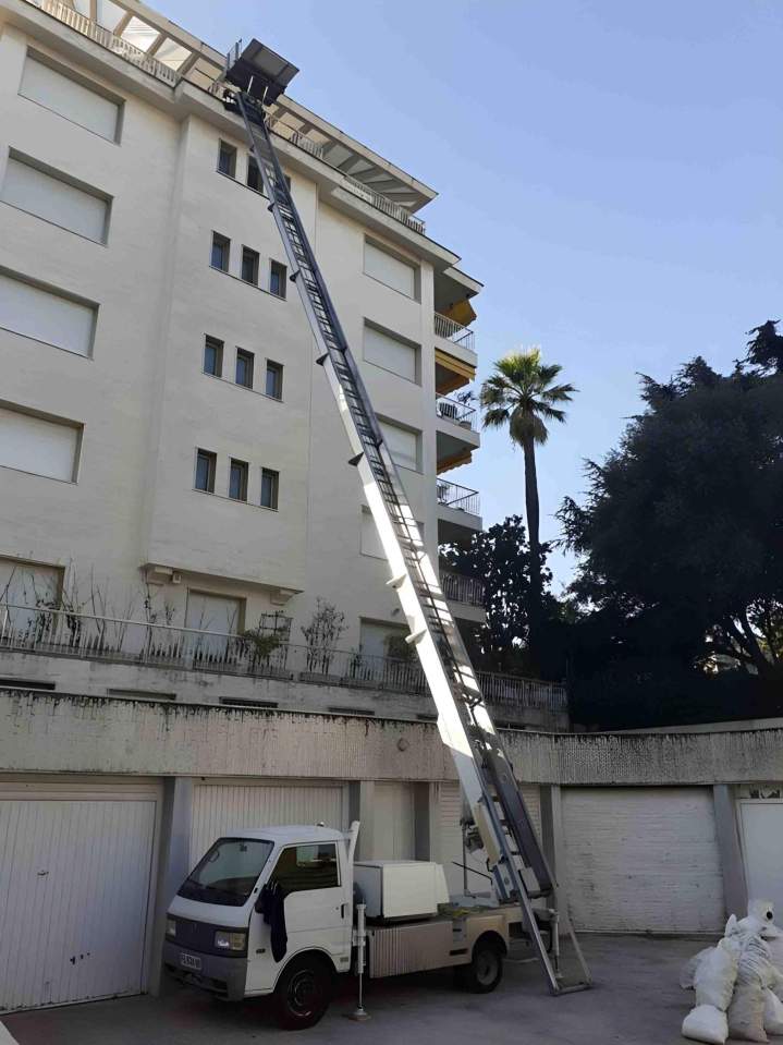 Location de monte-meubles Cagnes-sur-Mer