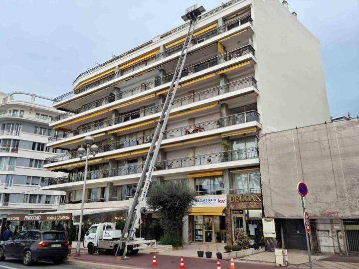 Location monte-charges Cagnes-sur-Mer