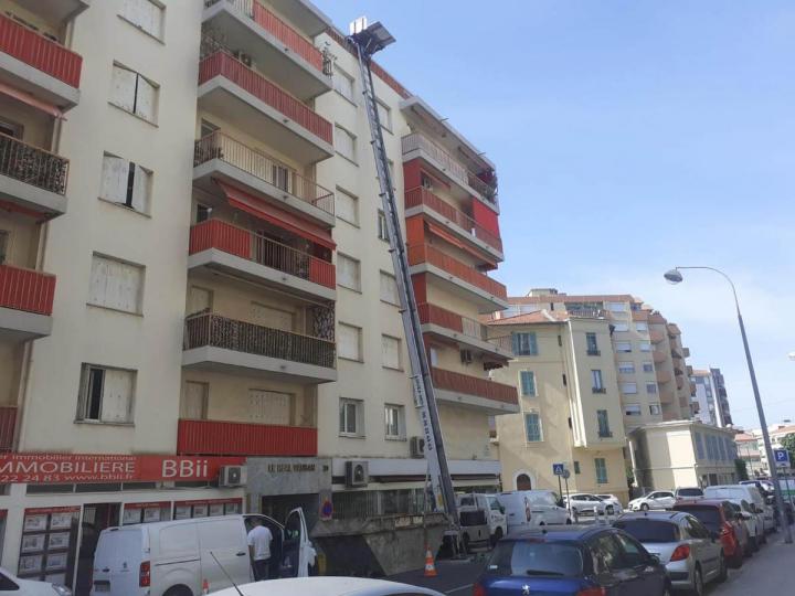 Location monte-meubles professionnel Nice