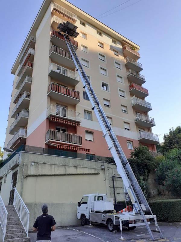 Location élévateur monte-meuble Nice