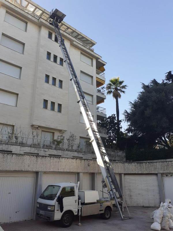 Location élévateur monte-meuble Nice