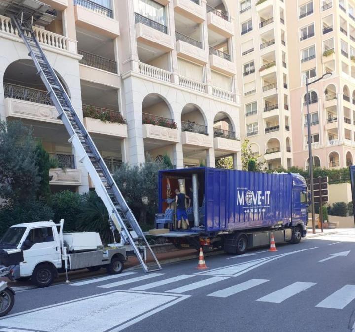 Nous mettons à votre disposition des engins performants.