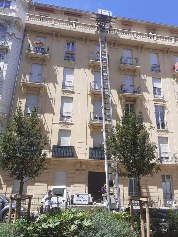 Location monte-charges Cagnes-sur-Mer